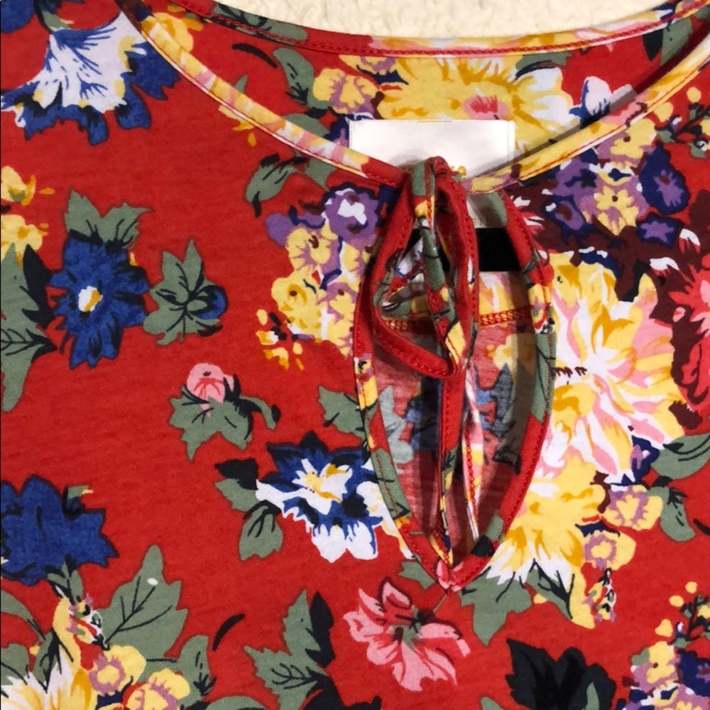 Maeve by Anthropologie Red Floral Tee Size XS - Picture 4 of 9